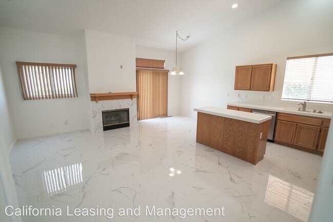 Foto del edificio - 4 br, 2 bath House - 25840 Webster Place