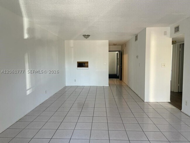 Building Photo - 2017 NW 46th Ave