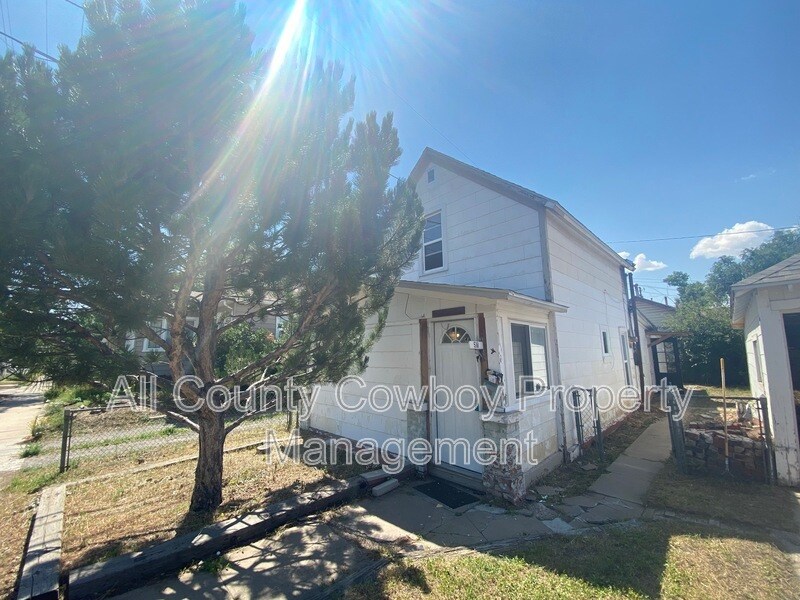 Foto principal - 510 E Lewis St