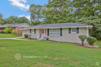 2422 Shamrock Dr