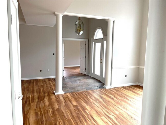 Foto del edificio - 26 Springfield Ct