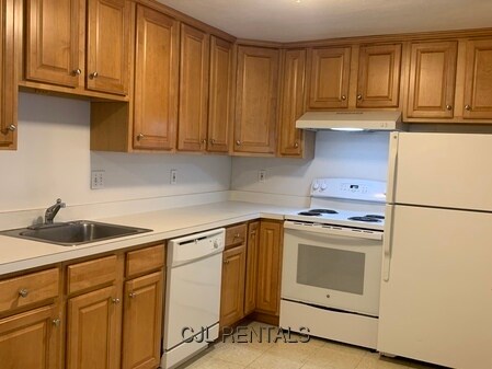 Building Photo - 5 Viking Ct