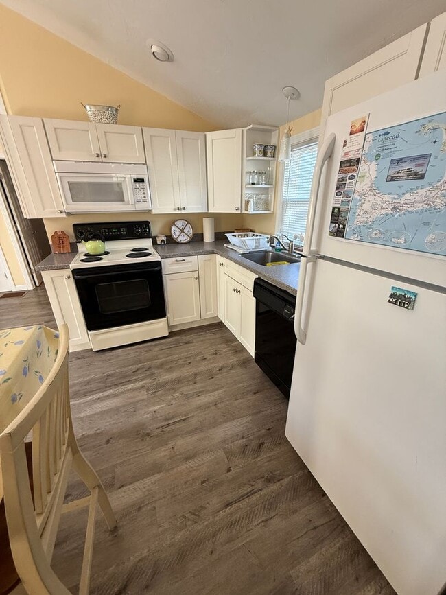 Foto del edificio - 2 bedroom ,1 bathroom Ranch style home in ...