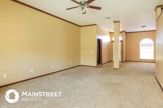 Building Photo - 1401 SW 129th St