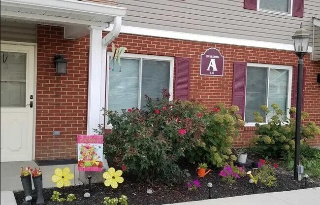 Foto del edificio - 15 Orchard Ln