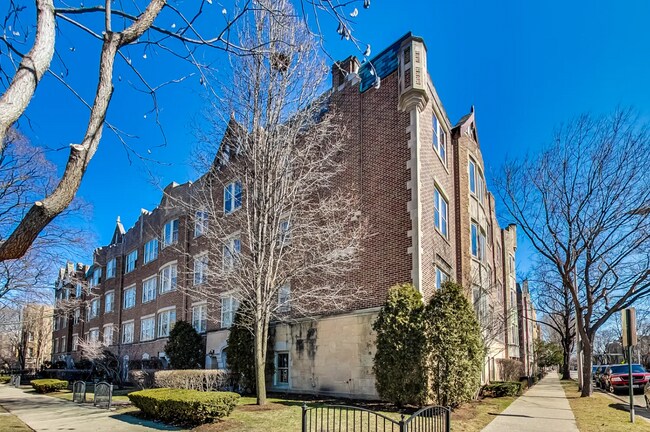 Foto del edificio - 340 S Maple Ave