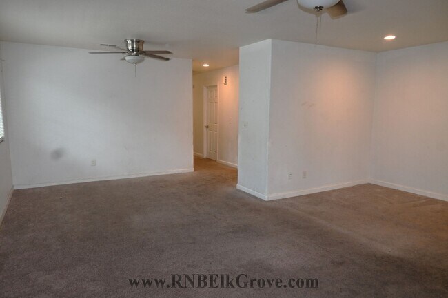 Foto del edificio - Resident Benefit Package Property