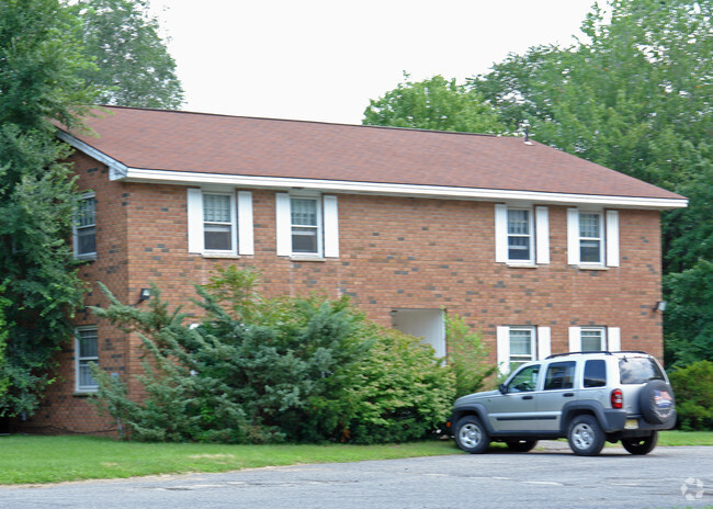 Building Photo - 1676 Western Ave