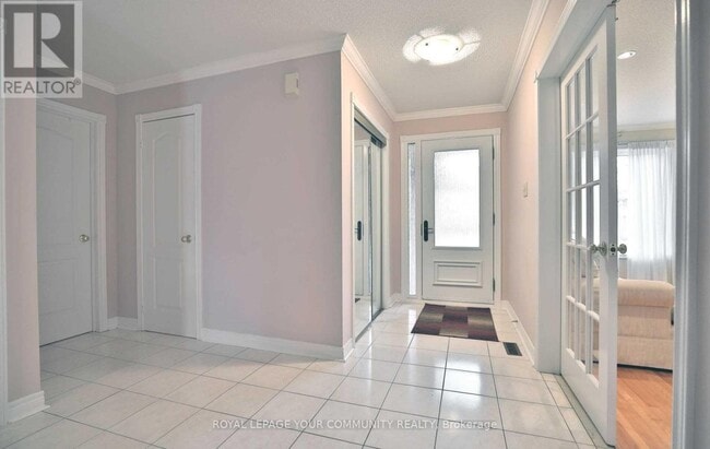 Building Photo - 3144 Eden Oak Crescent