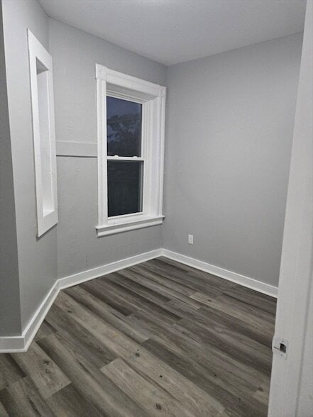 Building Photo - 123 Walnut St