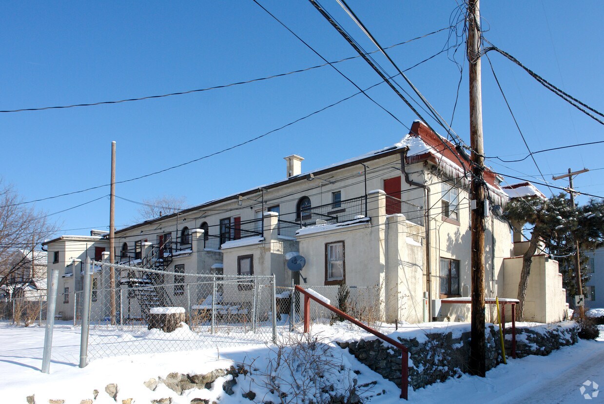  - 377-387 Lechner Rd