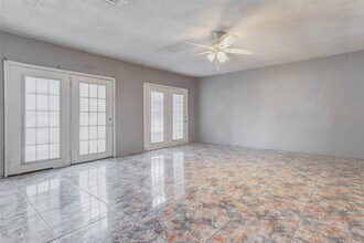 Building Photo - 12702 Fern Forest Dr