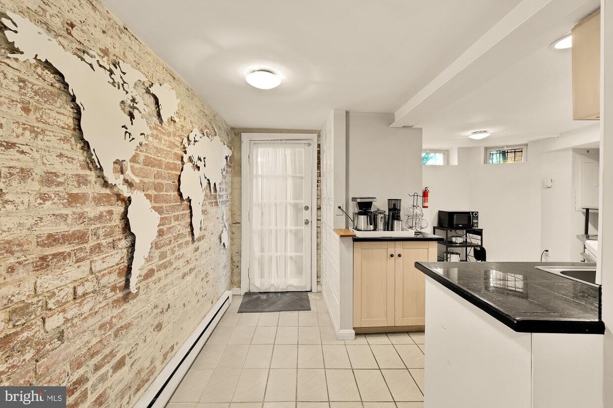 Foto del edificio - 3111 11th St NW