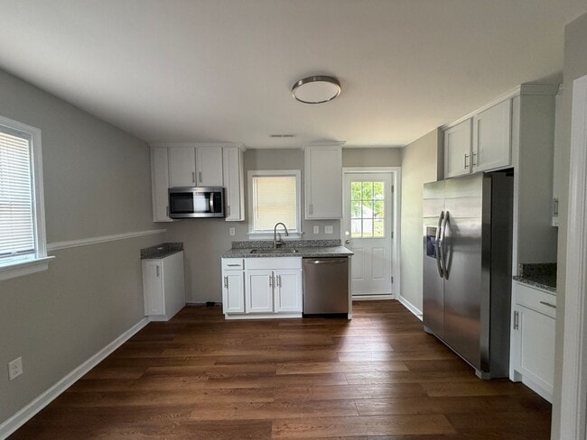 Foto del edificio - newly renovated 3-bedroom 1 bath