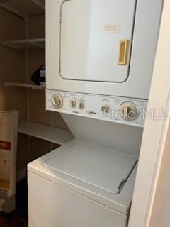 Foto del edificio - 611 Campus St