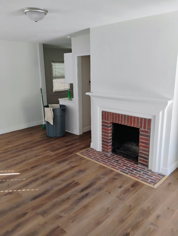 Building Photo - 380 E 100 N