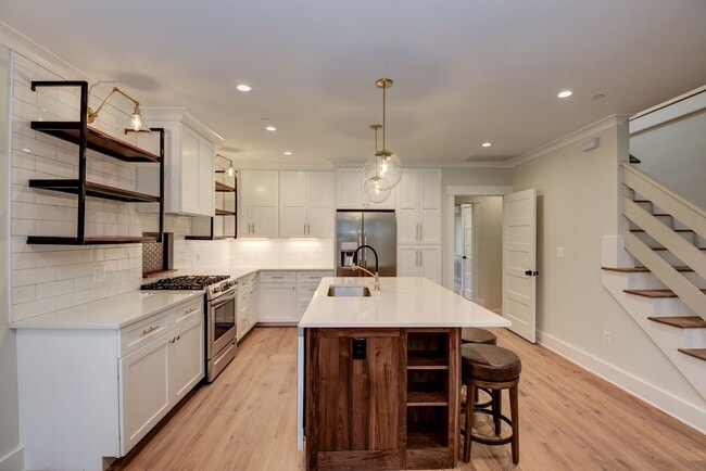 Building Photo - 4107 New Hampshire Ave NW