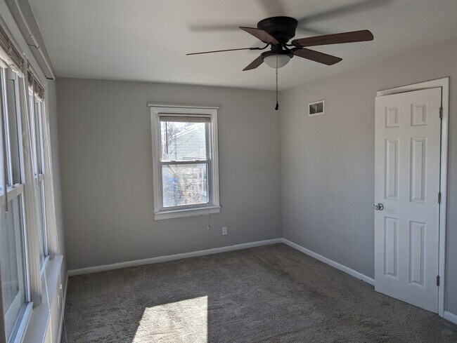 Building Photo - 7821 Fleta St