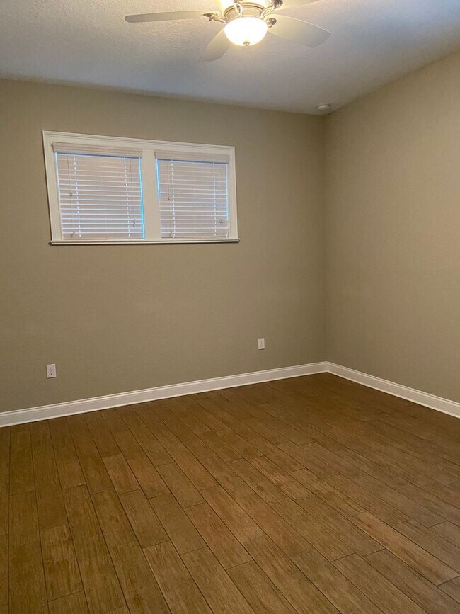 Foto del edificio - Park Place-310