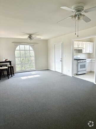 Building Photo - 2326 Hauser Blvd