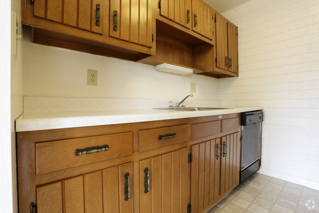 Interior Photo - White Birch Apartments