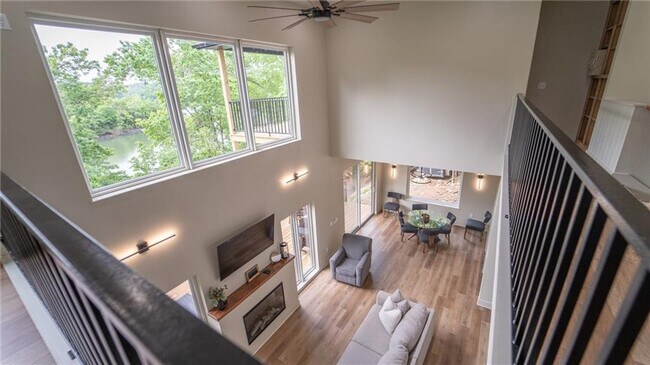 Foto del edificio - 10573 Jasper Ln