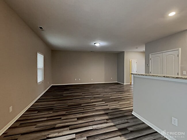 Building Photo - 9721 Crooms Ct