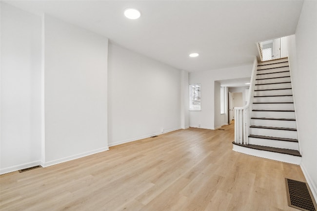 Building Photo - 2509 N Sartain St