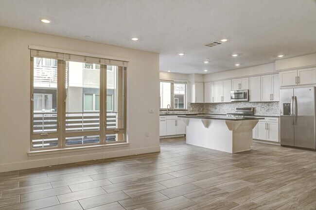 Foto del edificio - 330 Riesling Ave