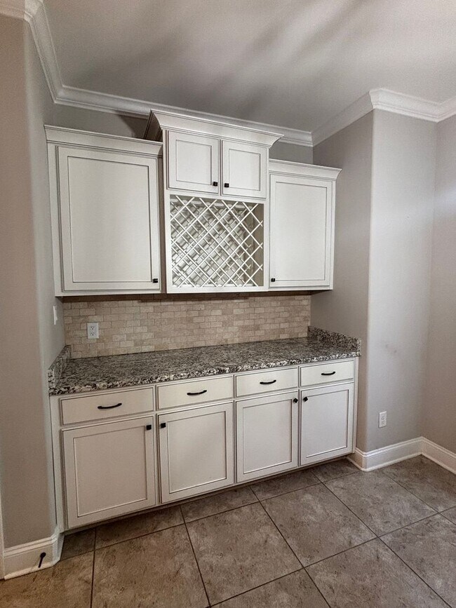 Foto del edificio - 3153 Fossil Hill Dr