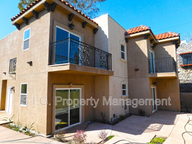 Foto del edificio - 10215 Tujunga Canyon Blvd