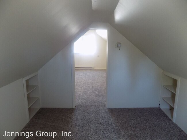 Building Photo - 3 br, 1 bath House - 2134 Minnesota St