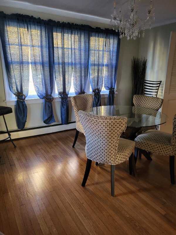 Foto del edificio - 738 Corbin Ave