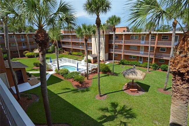 Building Photo - 12760 Indian Rocks Rd