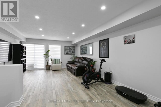 Building Photo - 65 Crosby Private