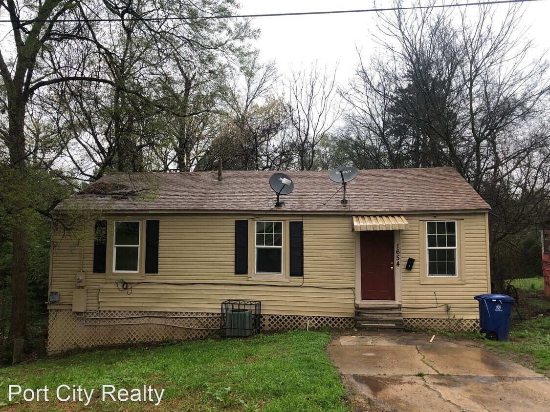2 br, 1 bath House 1654 Michel St. House for Rent in Shreveport, LA