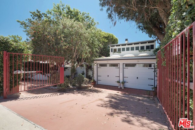 Building Photo - 31662 Broad Beach Rd