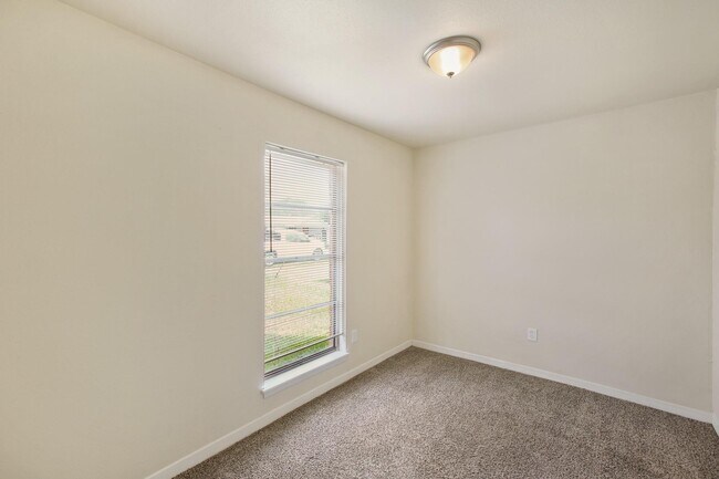 Foto del edificio - 5415 3rd Street