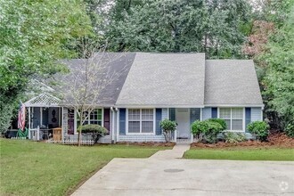 Building Photo - 5113 Hill Farm Dr NE