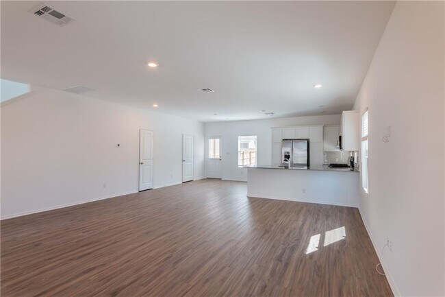 Foto del edificio - 1437 Weatherford Ln