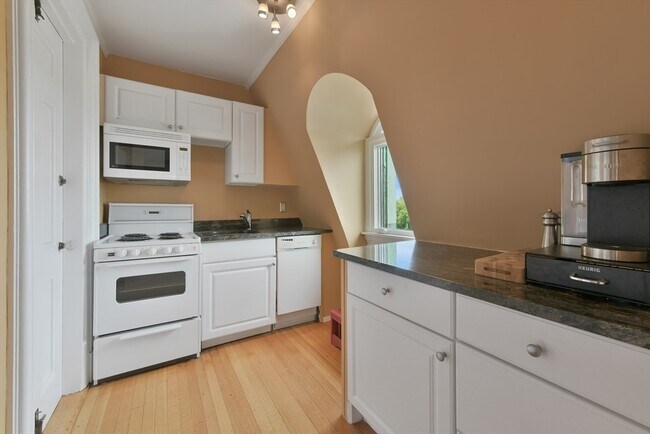Foto del edificio - 334 Beacon St