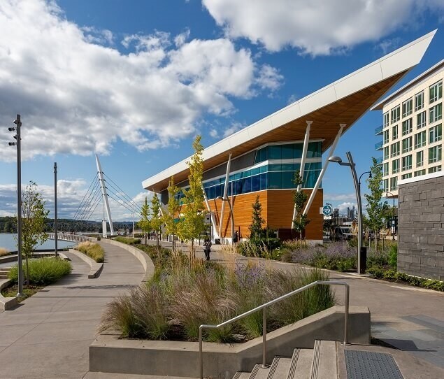 The Daily Catch, complete with walk-up window, serves fish tacos, clam chowder, and more