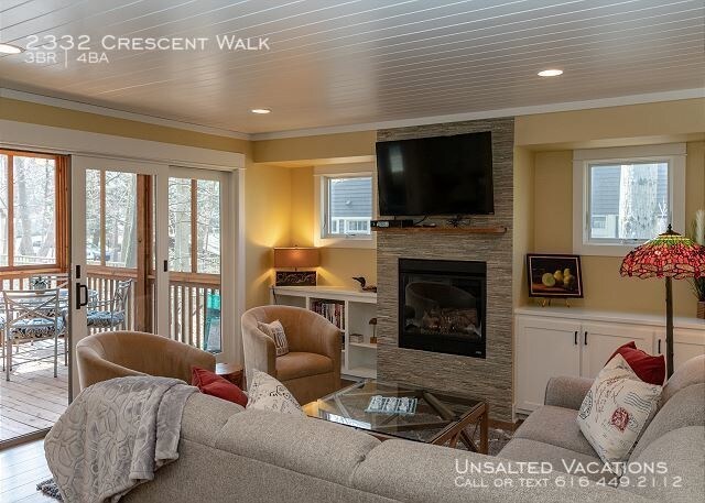 Foto del edificio - 2332 Crescent Walk