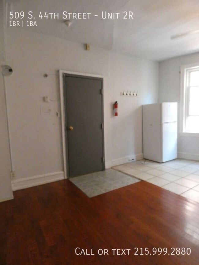 Building Photo - 509 S 44th St