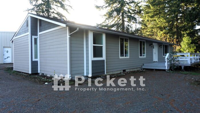 Primary Photo - 3 Bedroom House in Silverdale near Apex Ai...