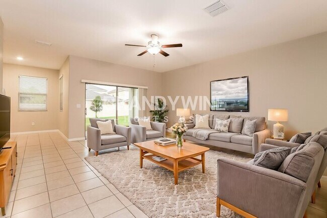 Foto del edificio - 14208 War Admiral Pl