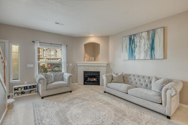 Building Photo - 2528 NW 2nd Terrace