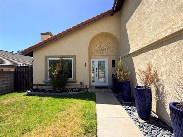 Foto del edificio - 2257 Poppy Ave