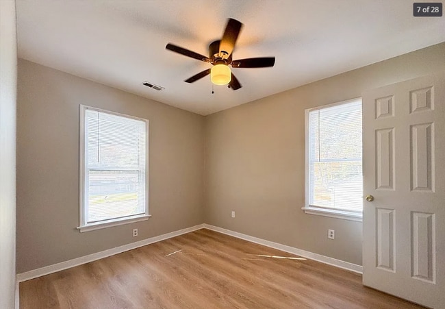 Foto del edificio - 1706 Hungary Rd