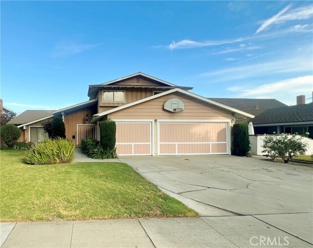 Foto principal - 10524 Casanes Ave